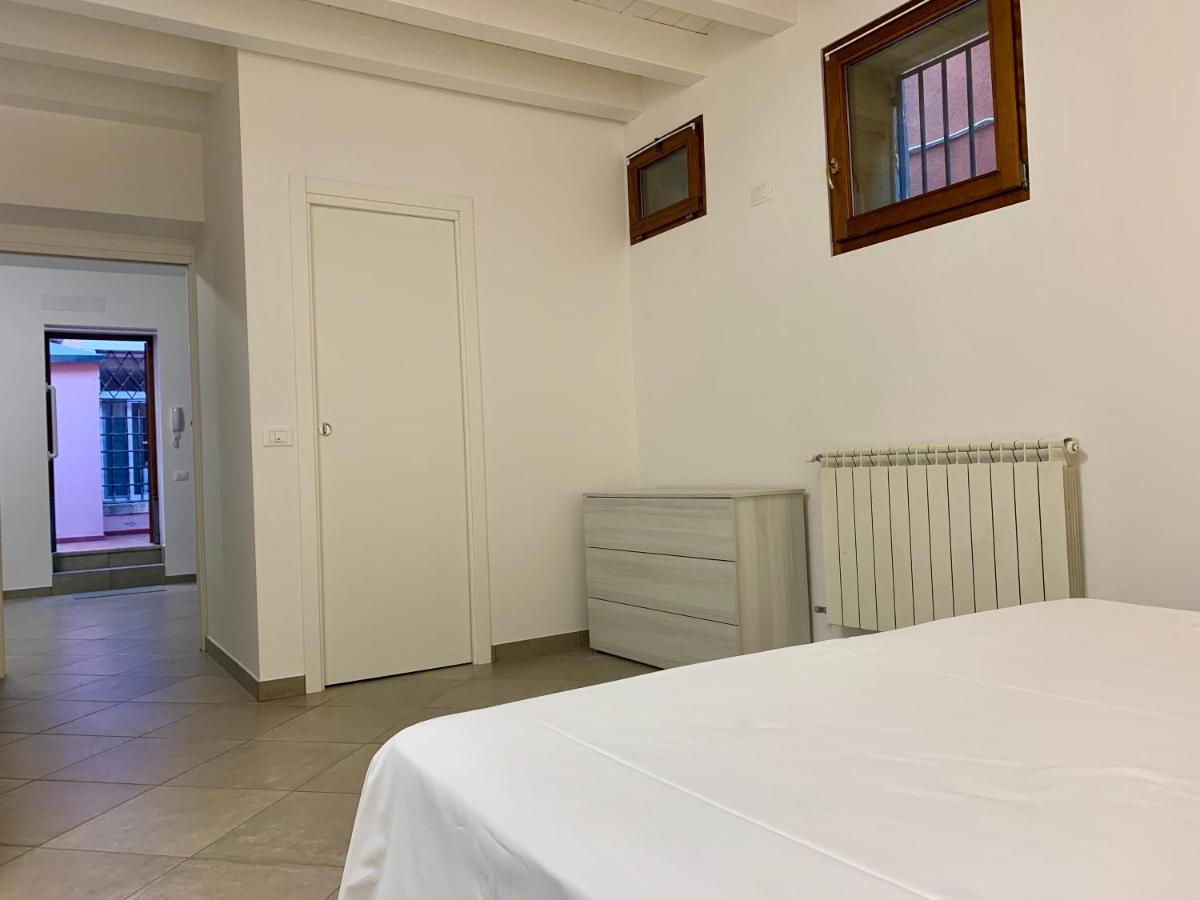 Central Home Chioggia In The Historic Center Exterior foto